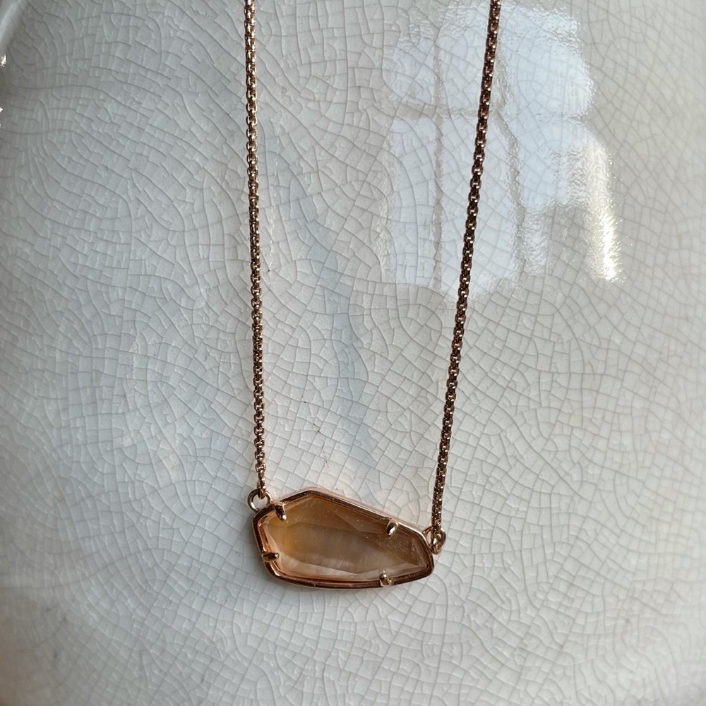 Kendra Scott Necklace